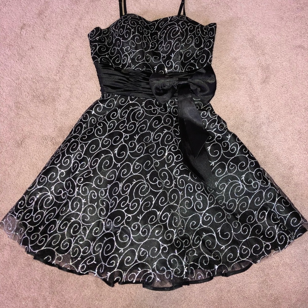 Size S Black Sparkly Dress